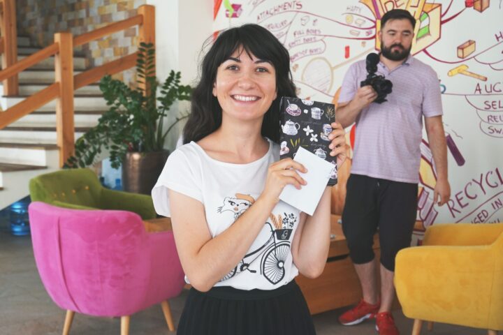 How-to-organize-your-surprise-party_15