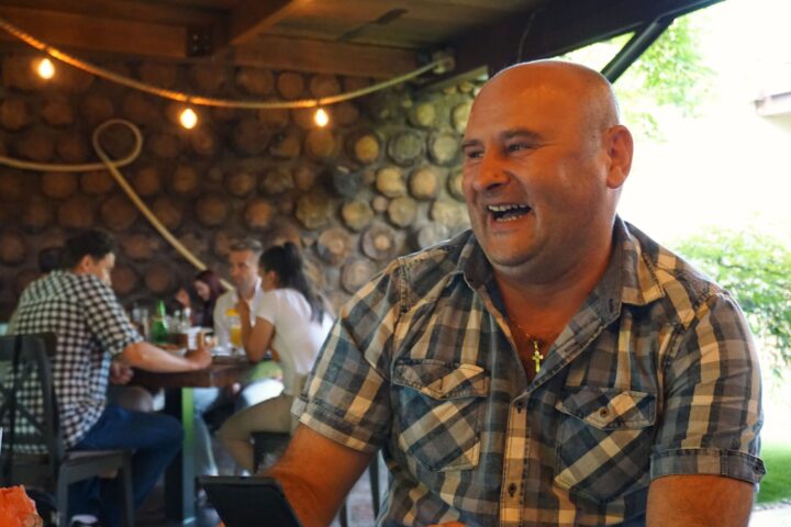 How-to-organize-your-surprise-party_5